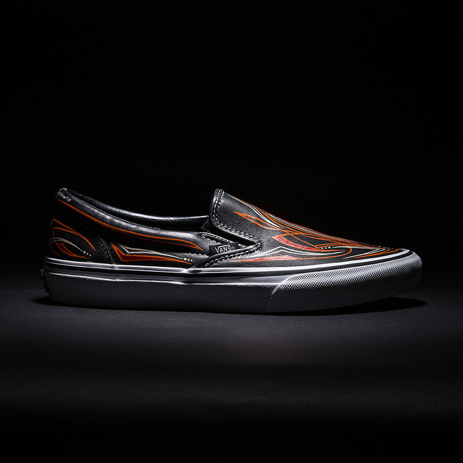 sperry halyard sneaker